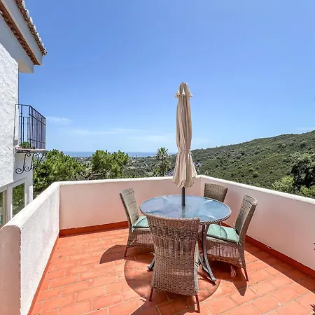 Holiday home Hanami Casa Saradan *