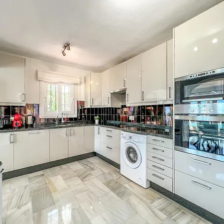 Hanami Casa Saradan Holiday home Estepona